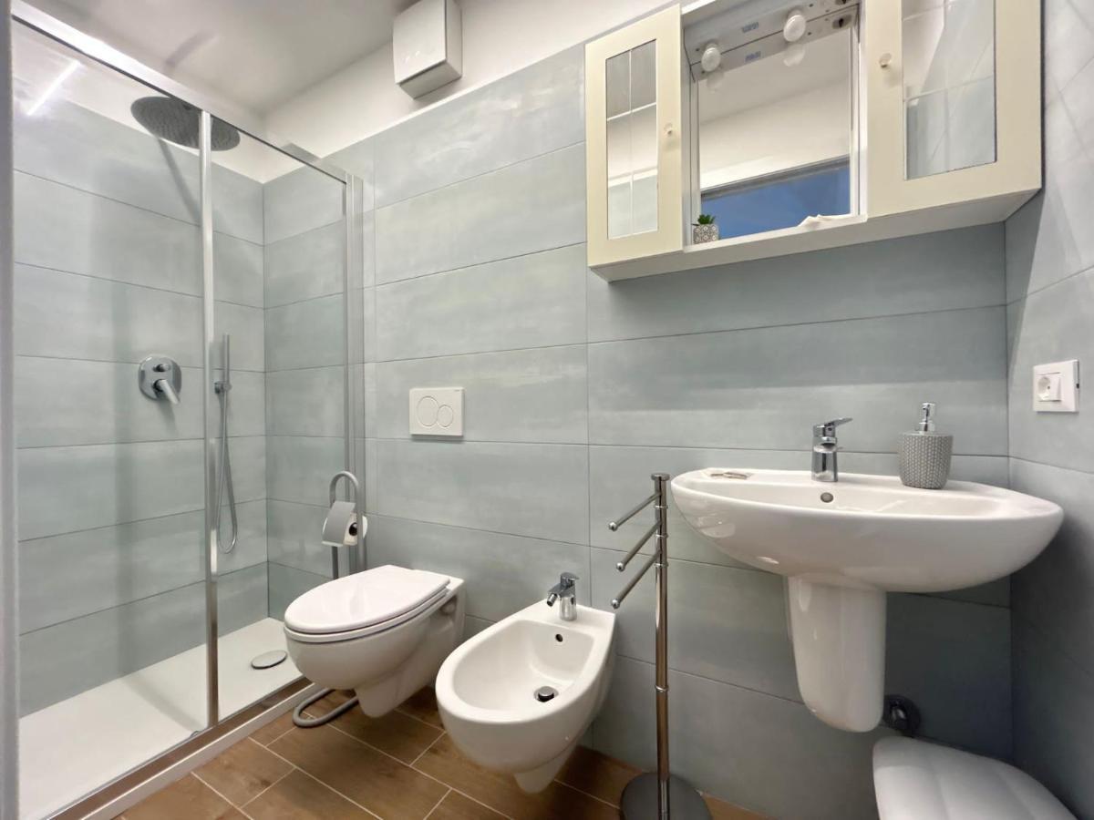 Bed and Breakfast La Finestra Sul Borgo Черво Экстерьер фото