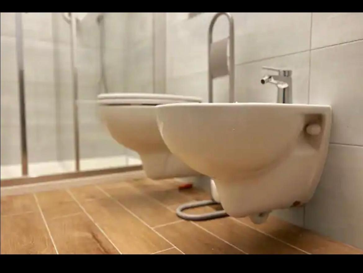 Bed and Breakfast La Finestra Sul Borgo Черво Экстерьер фото