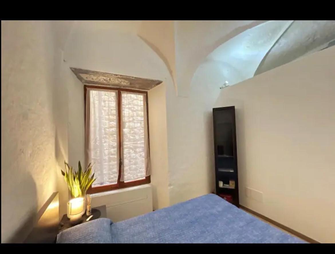 Bed and Breakfast La Finestra Sul Borgo Черво Экстерьер фото
