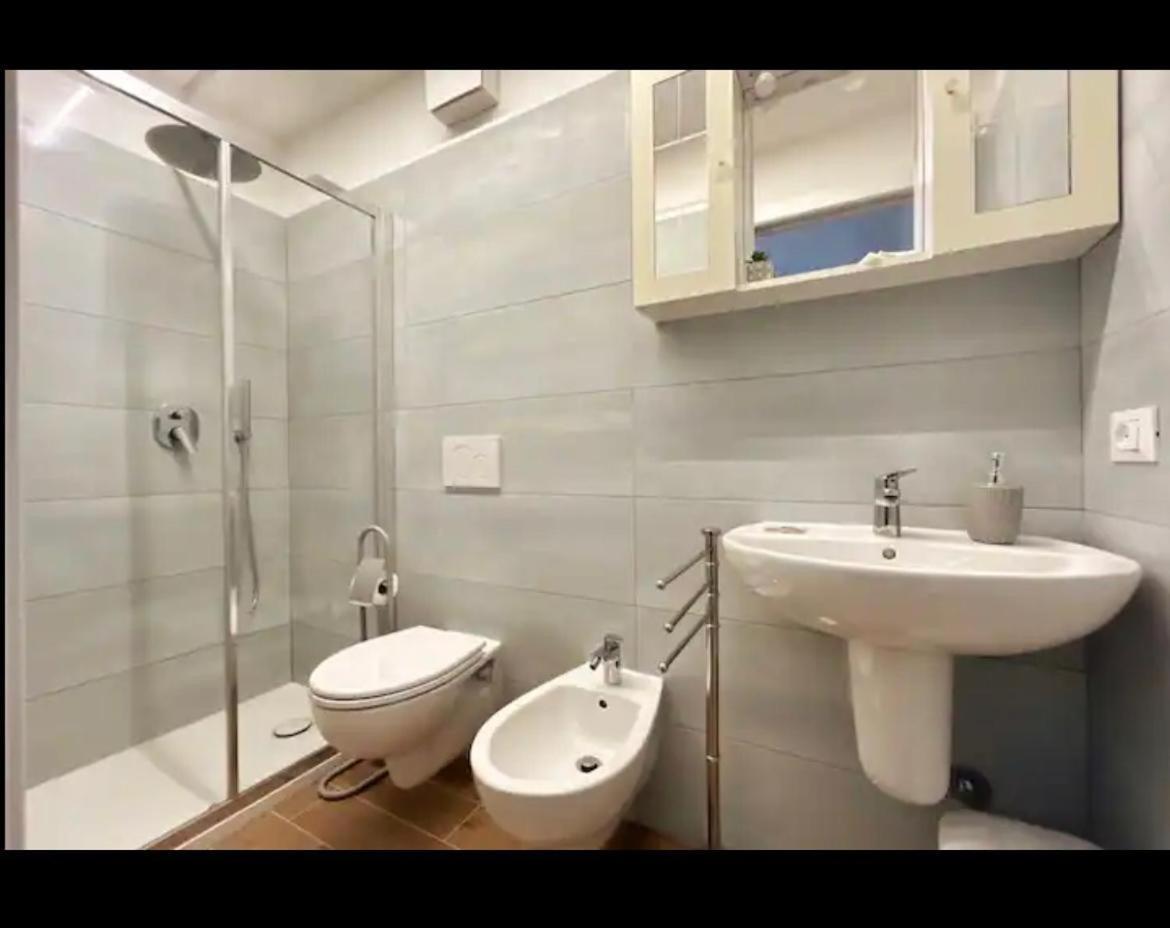 Bed and Breakfast La Finestra Sul Borgo Черво Экстерьер фото