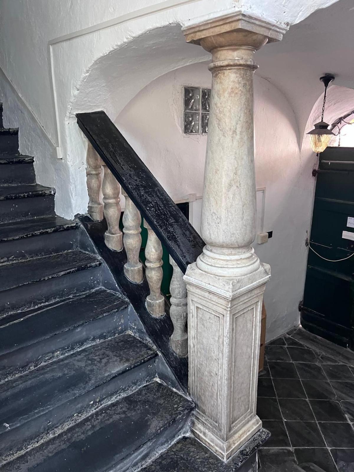 Bed and Breakfast La Finestra Sul Borgo Черво Экстерьер фото
