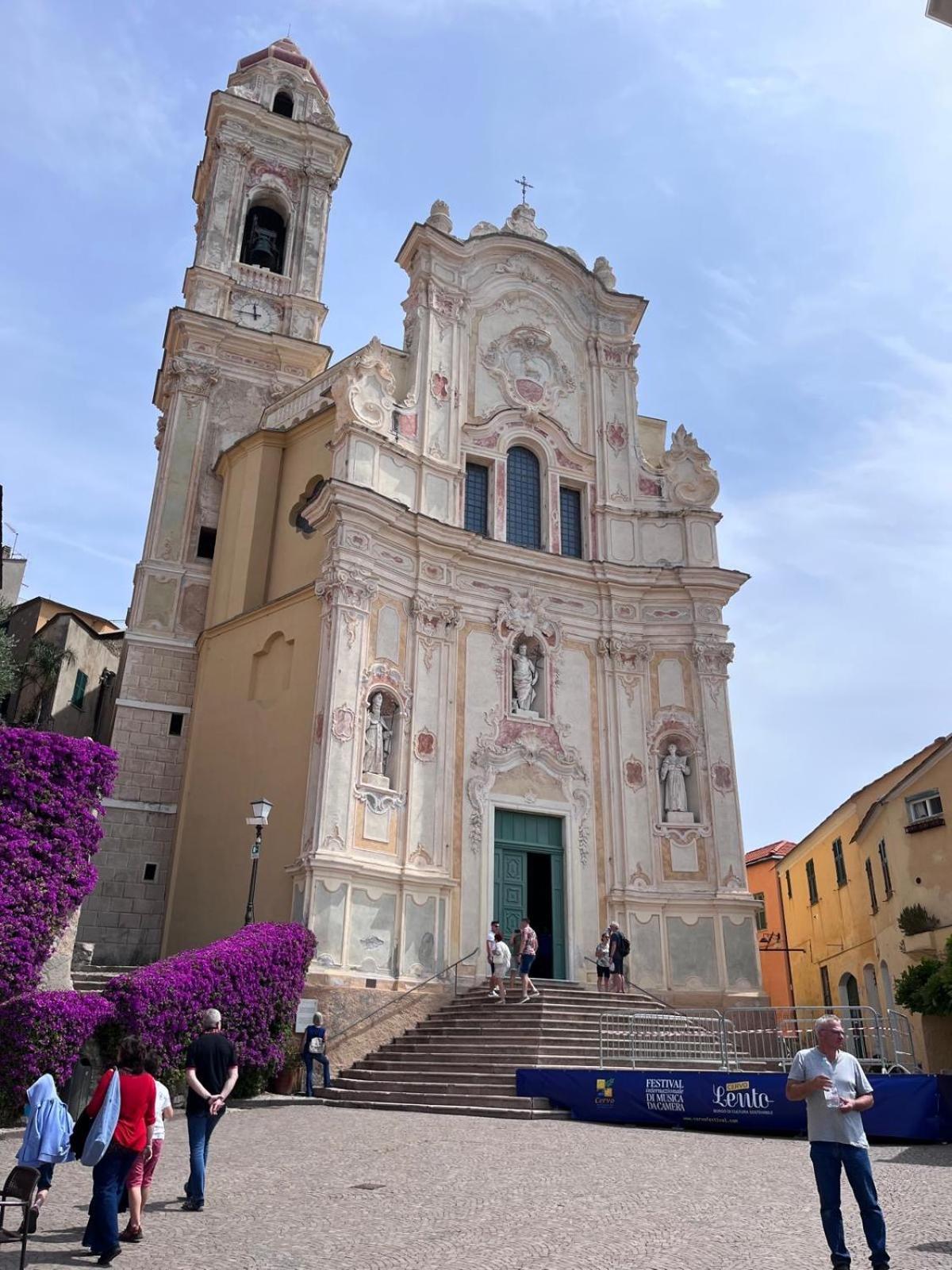Bed and Breakfast La Finestra Sul Borgo Черво Экстерьер фото